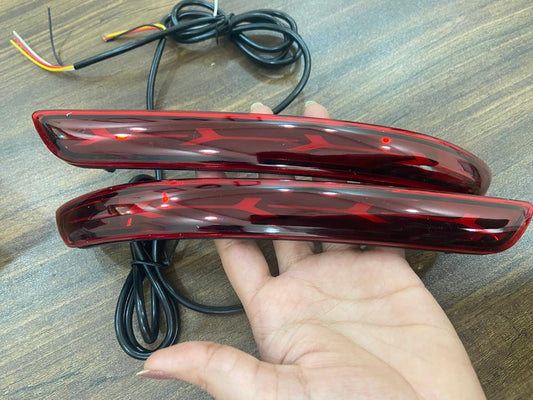 Rear Bumper Reflector with Running Indicator compatible for Innova Crysta 2016 to 2020, 4 wires,set of 2 Type C