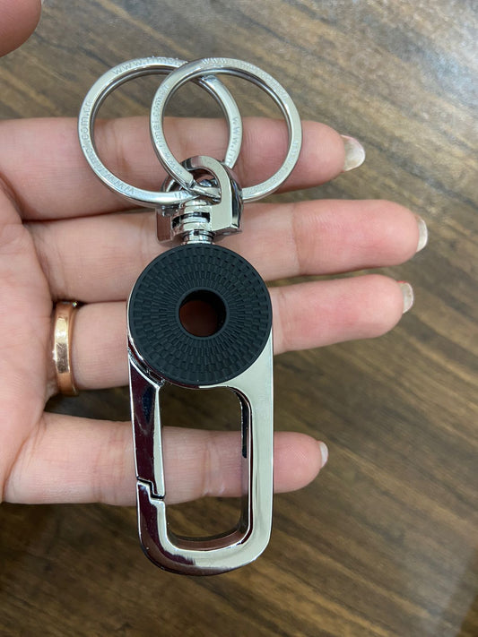 CarOxygen - Key Chain with 2 Extra Key Rings and Gift Box Heavy Duty Car Keychain for Men and Women (Black / Maroon)