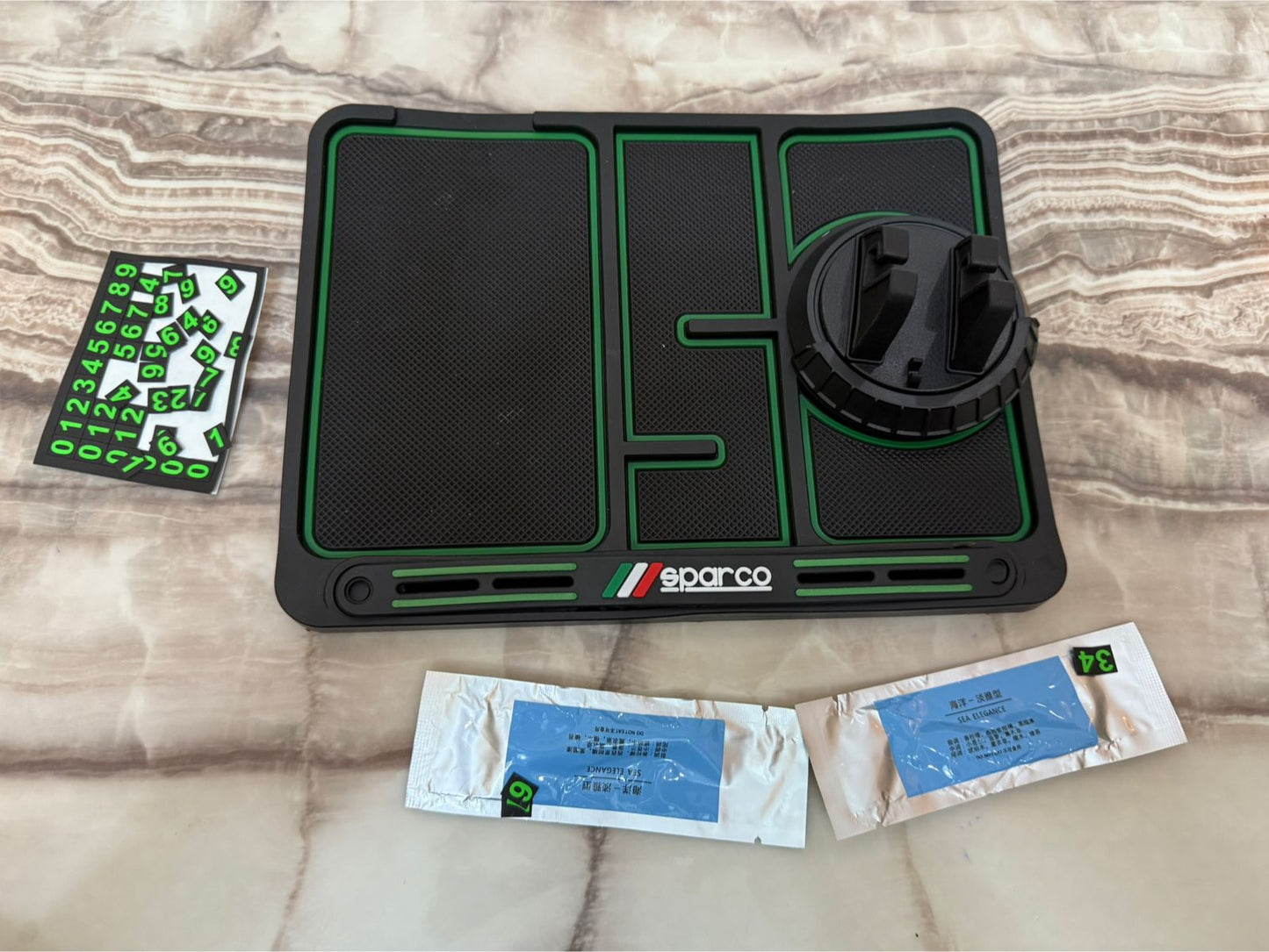 Non-Slip Phone Pad for 4-in-1 Car, 2023 New Cool Glow in The Dark Car Dashboard Phone Mat with Temporary Car Parking Card Number Plate and Aromatherapy, Anti-Shake Pad Universal Phone Holder (Green)