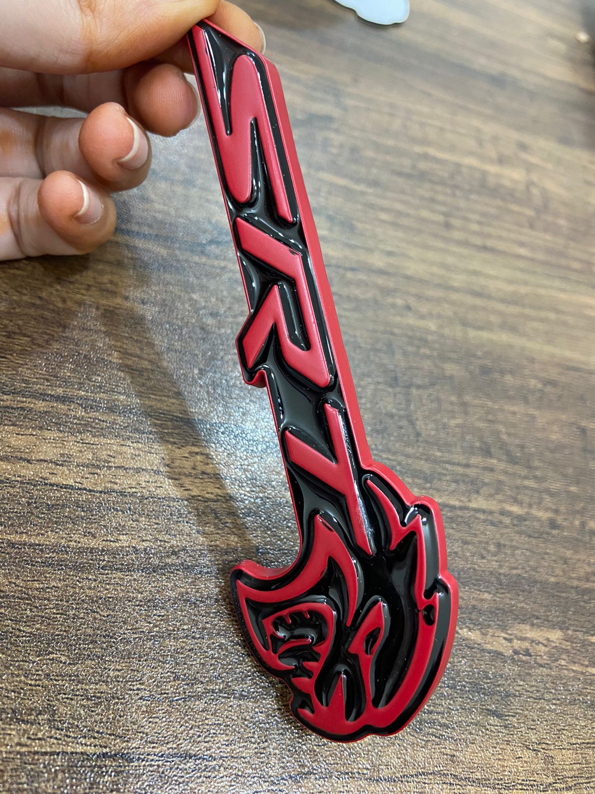 1 pcs OEM Srt Hellcat Emblem Badge Decal Srt8 Challenger Charger Red Frame