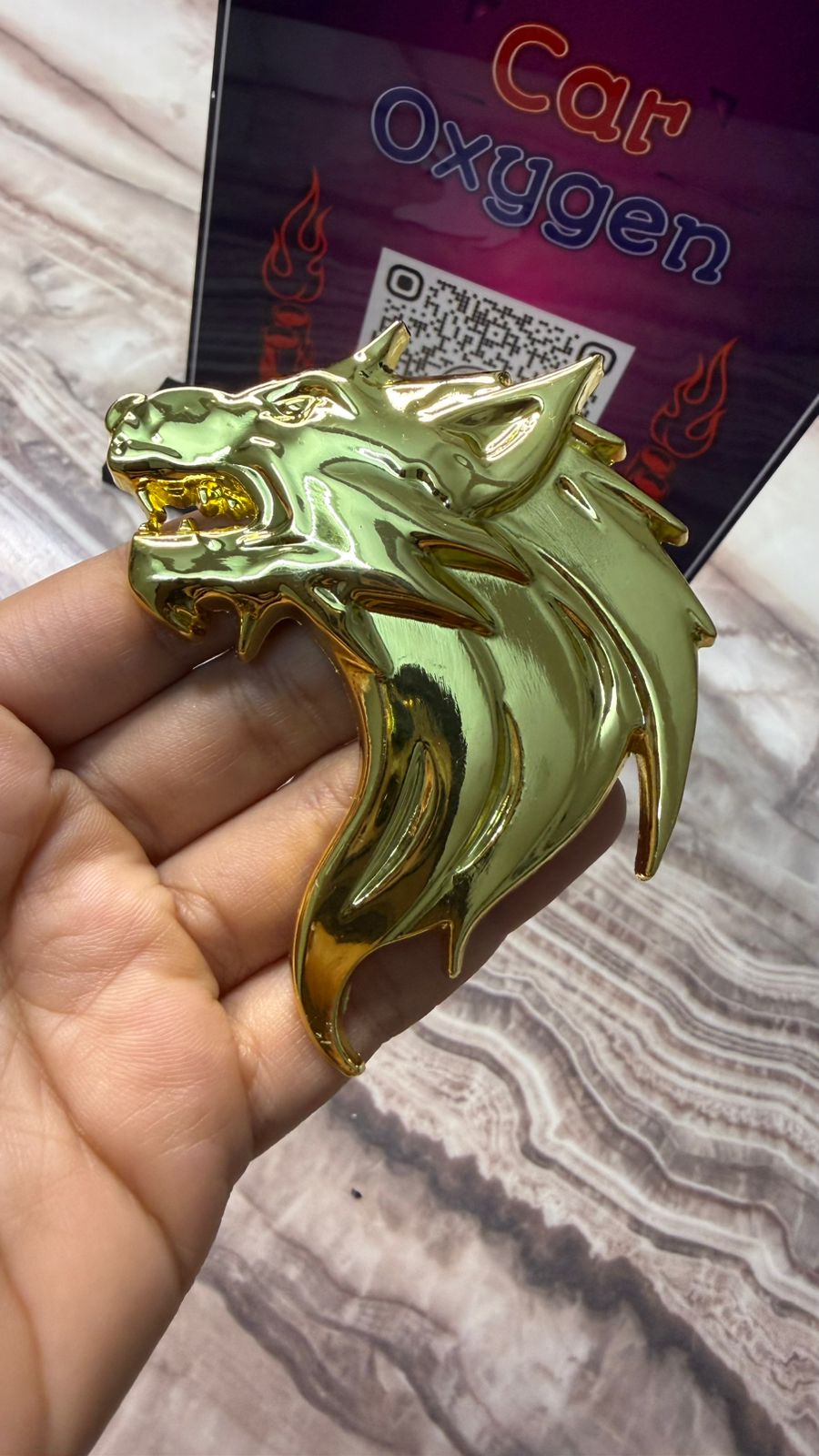 Caroxygen 3D Metal Wolf Emblem for Cars, Bikes & SUVs, Premium Gold Right Wolf Logo Sticker, Waterproof Self-Adhesive Metal Badge Decal, Universal Exterior Accessory