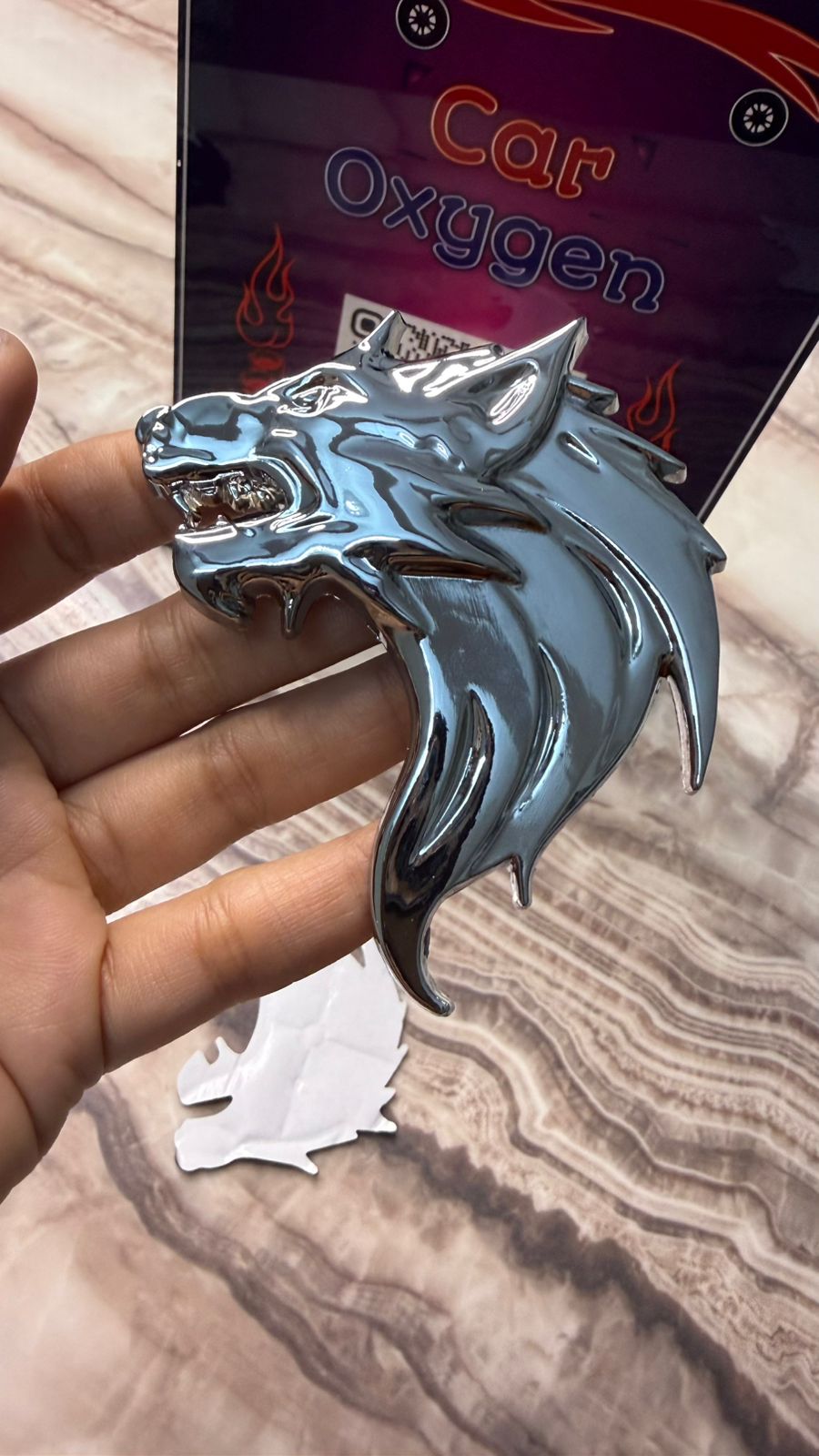 Caroxygen 3D Metal Wolf Emblem for Cars, Bikes & SUVs, Premium Gold Right Wolf Logo Sticker, Waterproof Self-Adhesive Metal Badge Decal, Universal Exterior Accessory