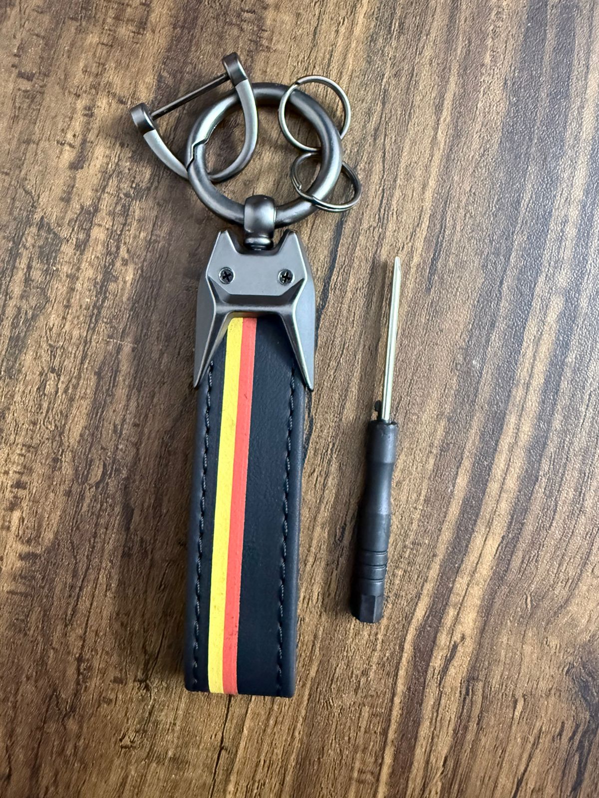 Premium Leather Car Keychain with Heavy-Duty Metal Hook | Detachable Key Ring & Quick-Release Clip | Stylish Stripe Design Key Holder for Men & Women | Includes Mini Screwdriver