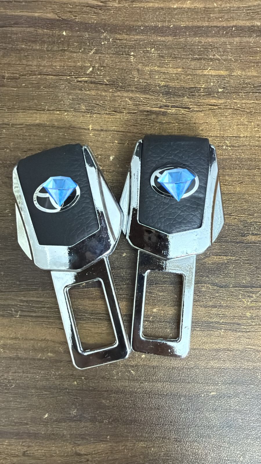 CAR SEAT BELT BUCKLE LEATHER PROTECTIVE COVER (2PCS) with Logo