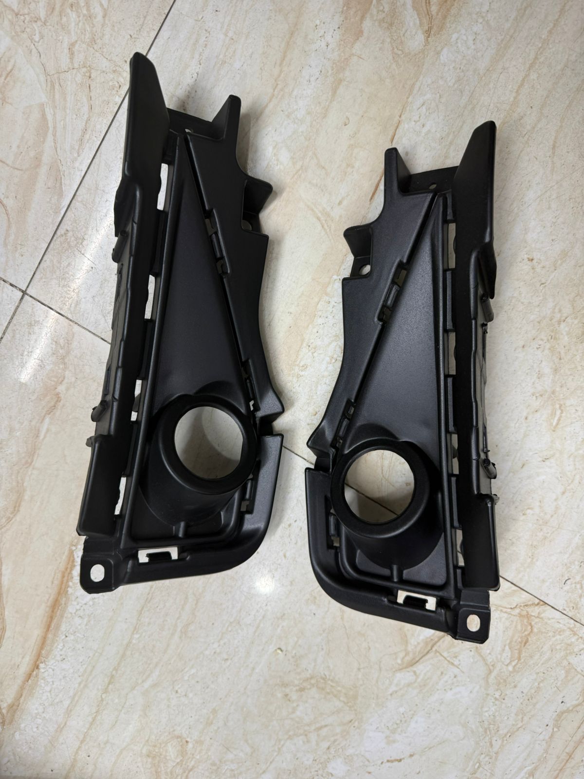 Hyundai Exter 2023 Onwards Fog lamp Bracket For 2" Projector