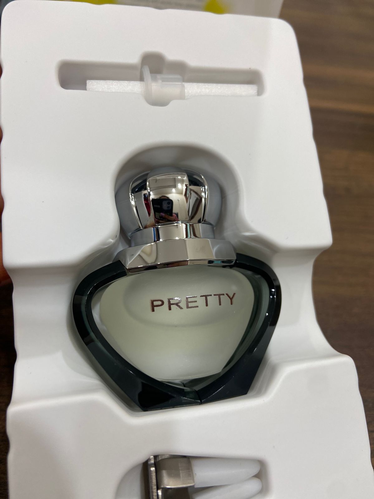 Pretty Car Air Freshner AC Vent Perfume - Liquid Based ( 32 ml ) High Quality