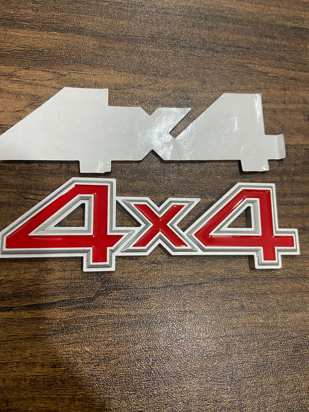 3D Metal 4X4 Four-Wheel Drive Car Sticker Emblem Badge For Universal Cars (Red Black)