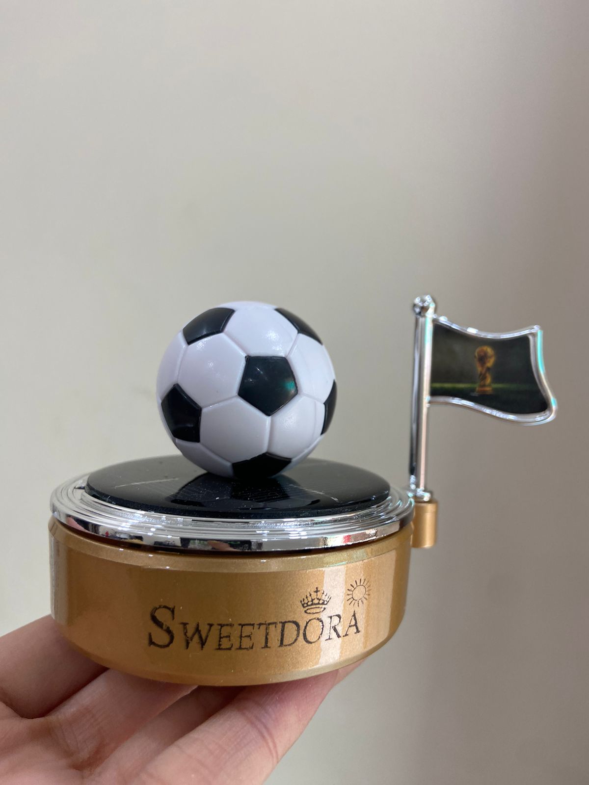 Football rotating car perfume seat alloy solar car interior aromatherapy ornaments decorative air freshener