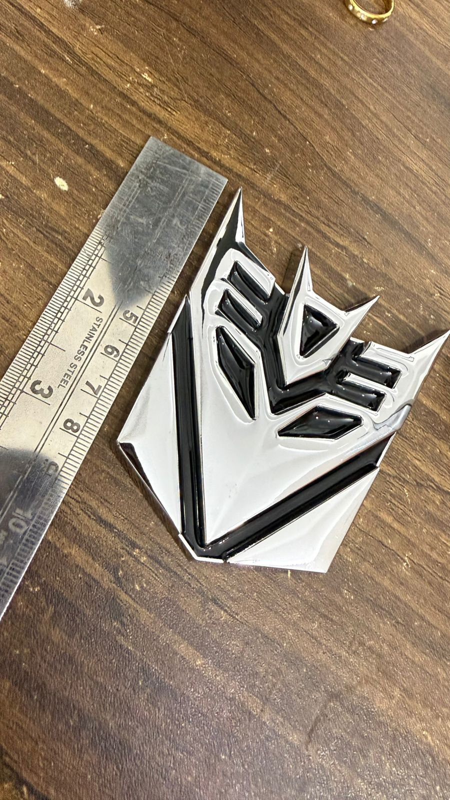 3D Metal Transformer Style Car Front Grille Emblem Badge – Universal Chrome Black Auto Logo Decoration for Cars & Bikes