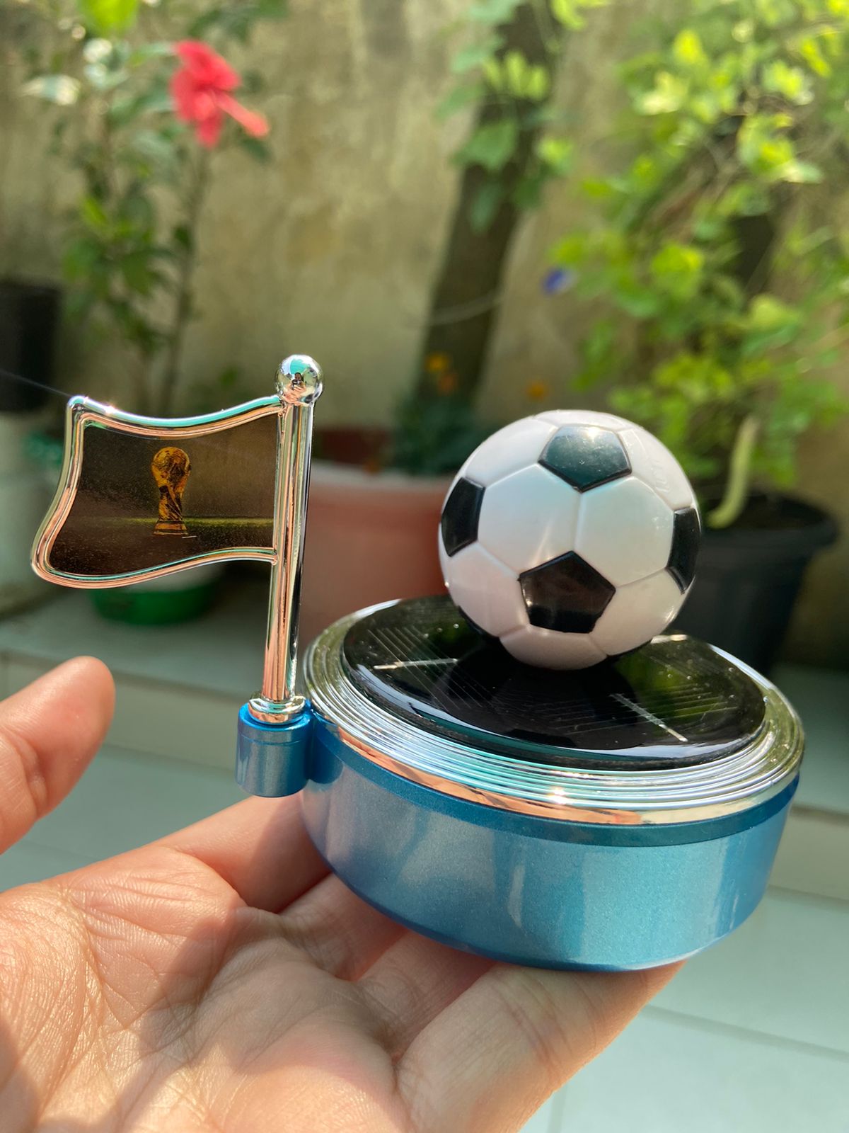 Football rotating car perfume seat alloy solar car interior aromatherapy ornaments decorative air freshener