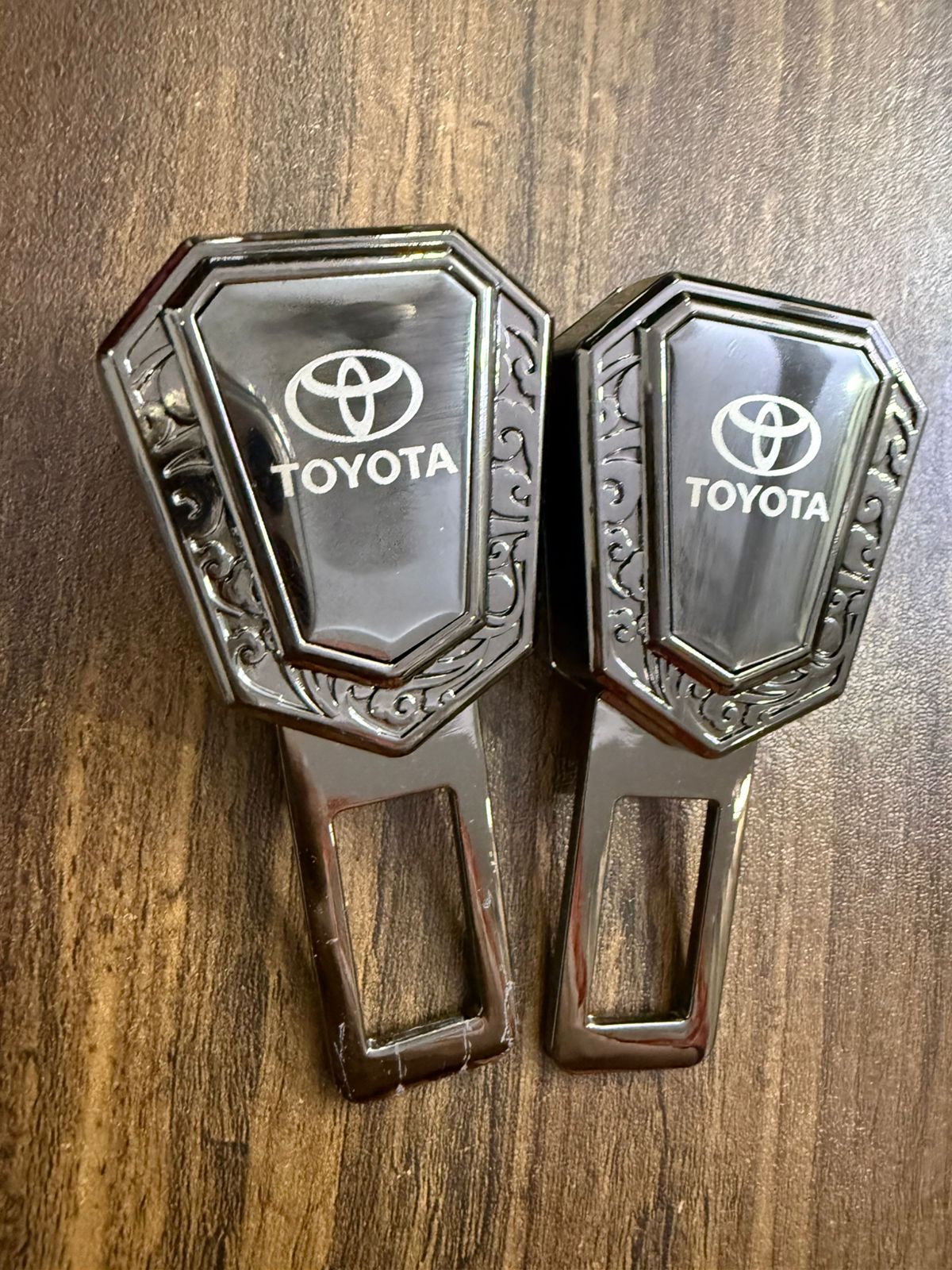 Caroxygen (2in1) Seat Belt Alarm Stopper Buckle & Holder (Pack of 2 )