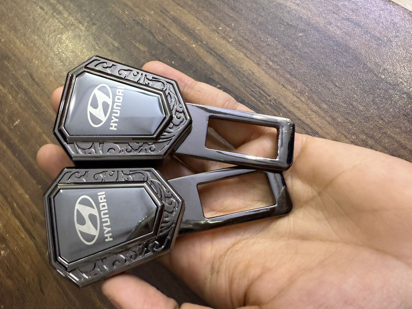 Caroxygen (2in1) Seat Belt Alarm Stopper Buckle & Holder (Pack of 2 )