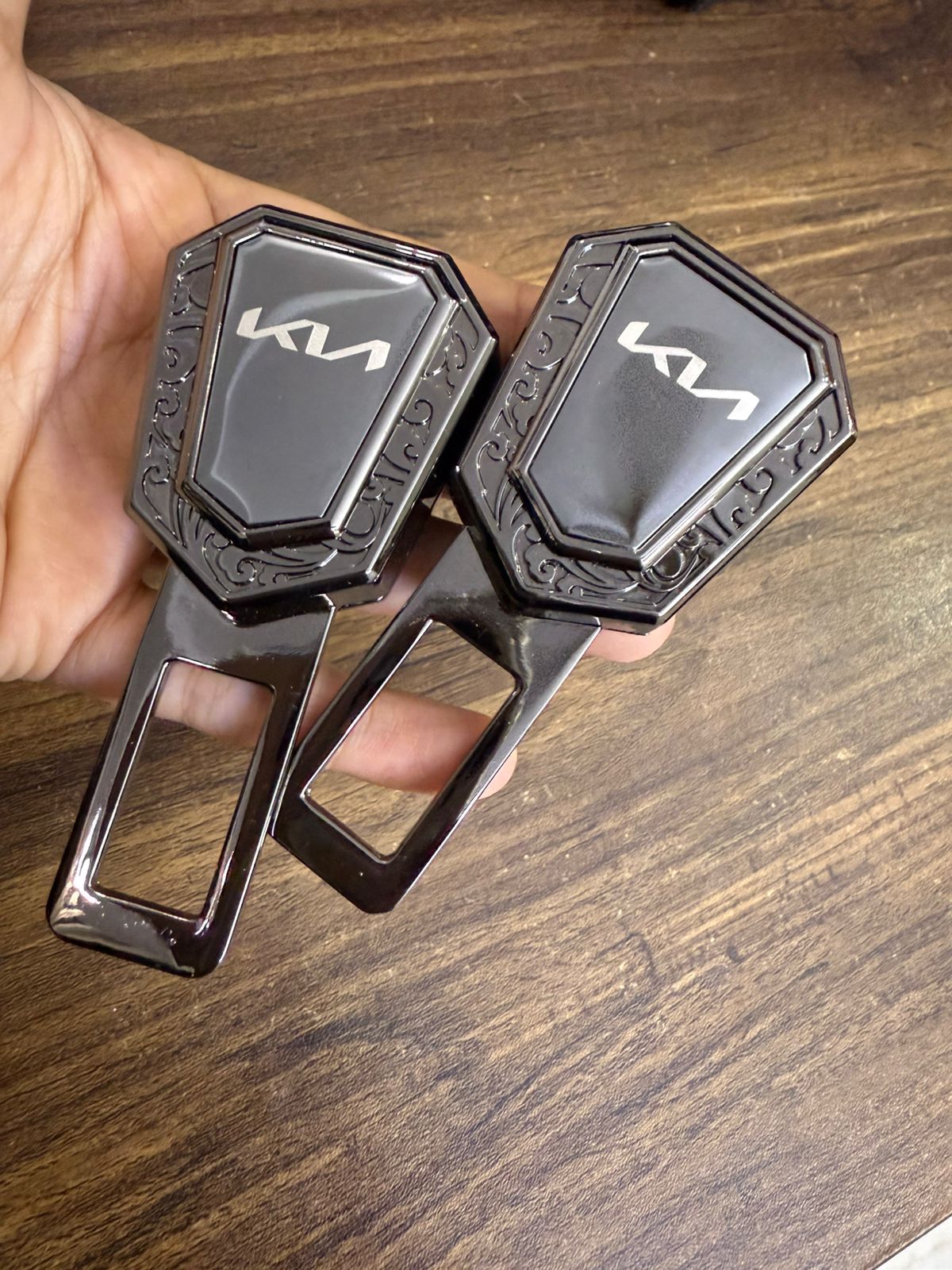 Caroxygen (2in1) Seat Belt Alarm Stopper Buckle & Holder (Pack of 2 )