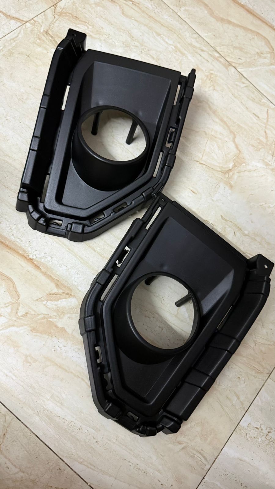 Front Fog Lamp Cover / Bezel Set Compatible with Hyundai Alcazar 2024 Onwards | OEM Fit Fog Light Housing Frame | Left & Right Pair | Matte Black