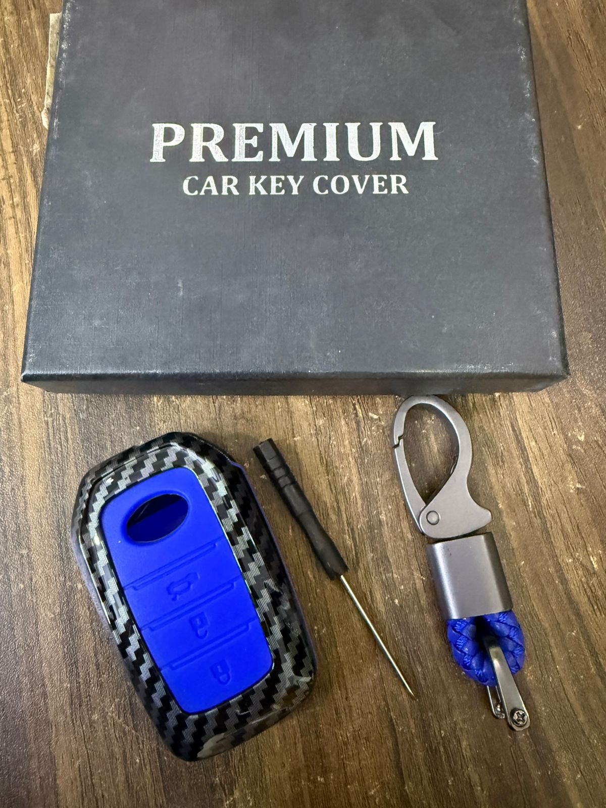 Caroxygen Carbon Fiber Key Fob Cover Shell Keyless Key Hard Case with Keychain Compatible with Toyota Fortuner 2 Button (Pack of 1,Blue)