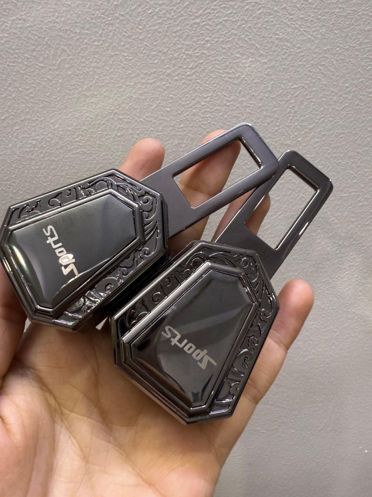 Caroxygen (2in1) Seat Belt Alarm Stopper Buckle & Holder (Pack of 2 )