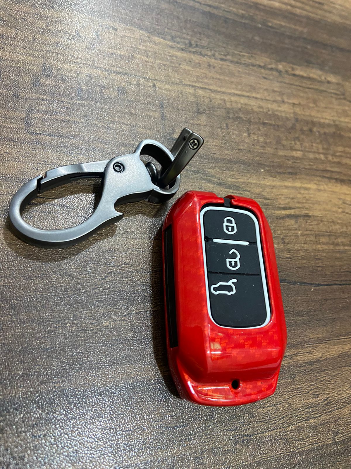 Metal Key Cover ompatible for DZire, Ertiga 3b Smart Key with Keyring (Red)