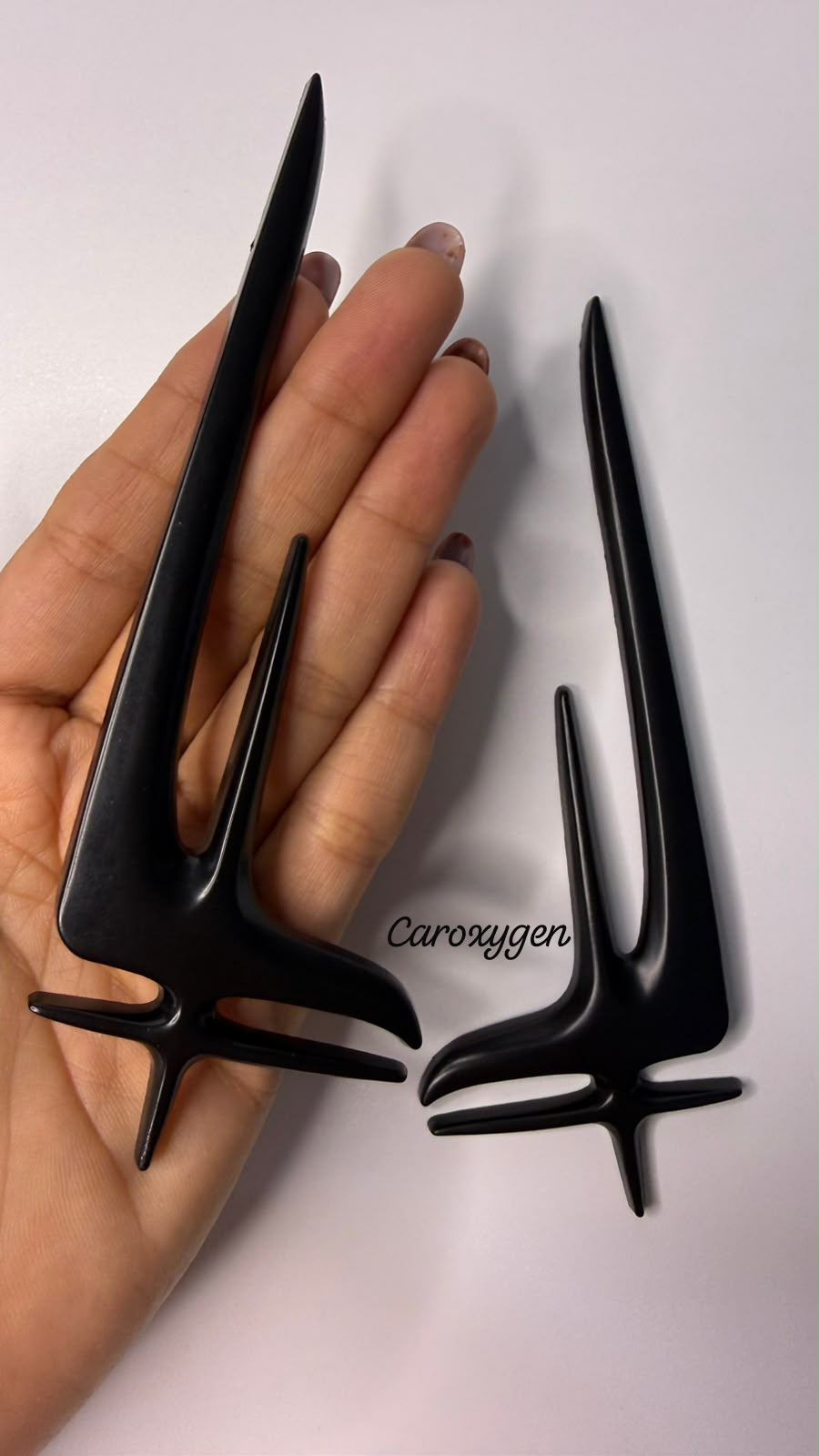 Caroxygen Stylish Bodyside Emblem Sticker for All Cars, Metal Set of 2 PC