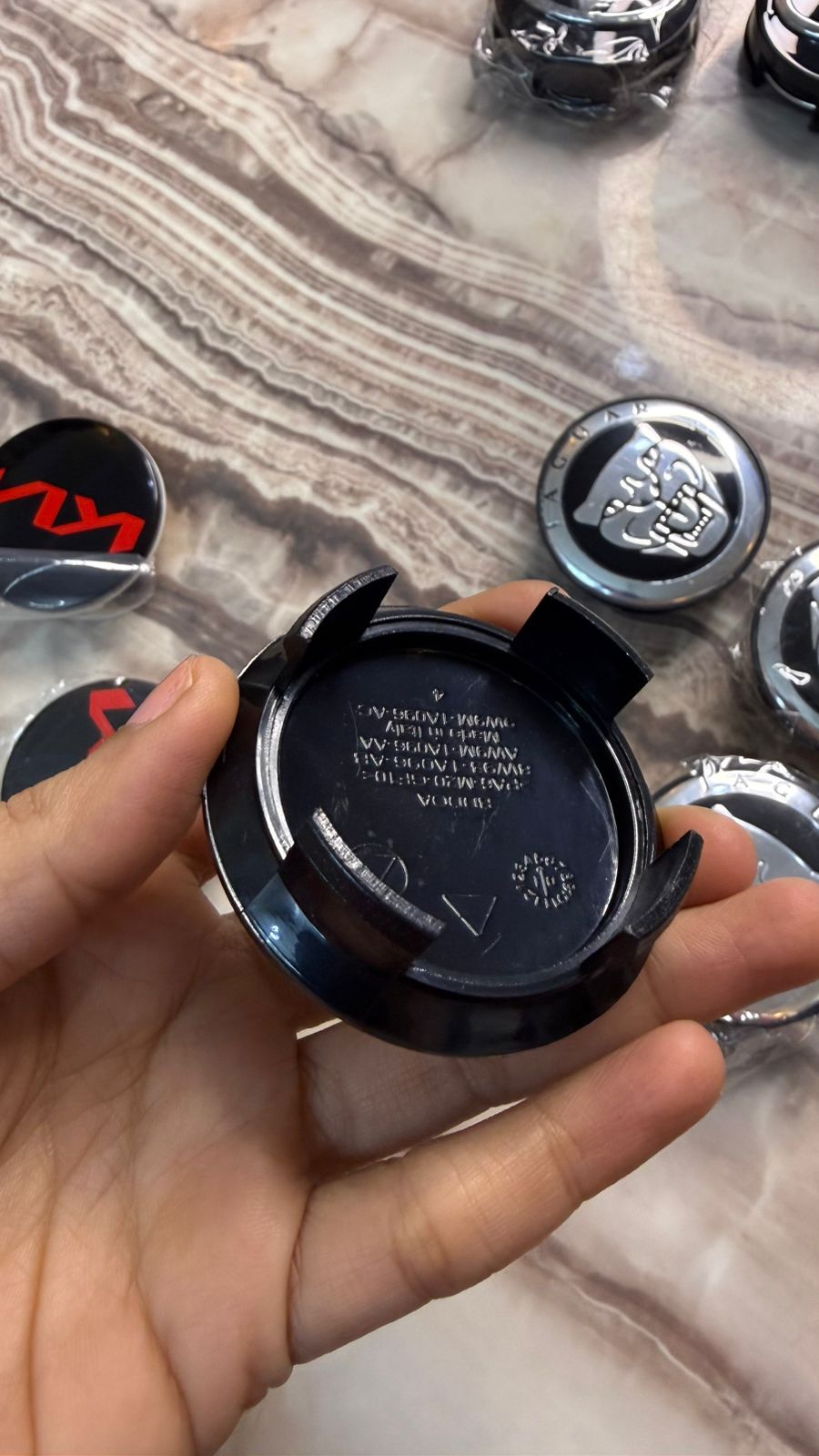 Car Wheel Center Hub Cap 60mm | Premium Chrome Logo Alloy Wheel Cover | Compatible with KIA Hyundai Toyota Suzuki Jaguar