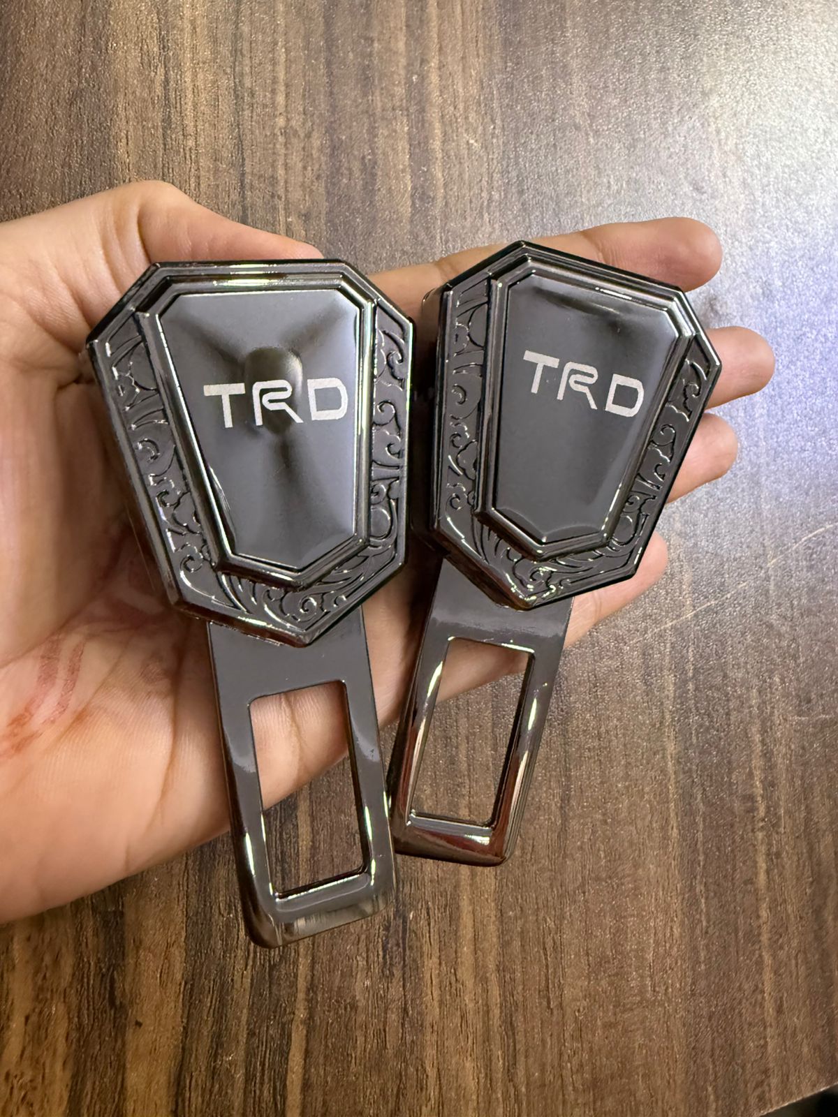 Caroxygen (2in1) Seat Belt Alarm Stopper Buckle & Holder (Pack of 2 )