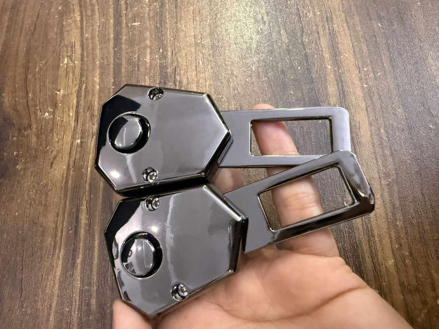 Caroxygen (2in1) Seat Belt Alarm Stopper Buckle & Holder (Pack of 2 )