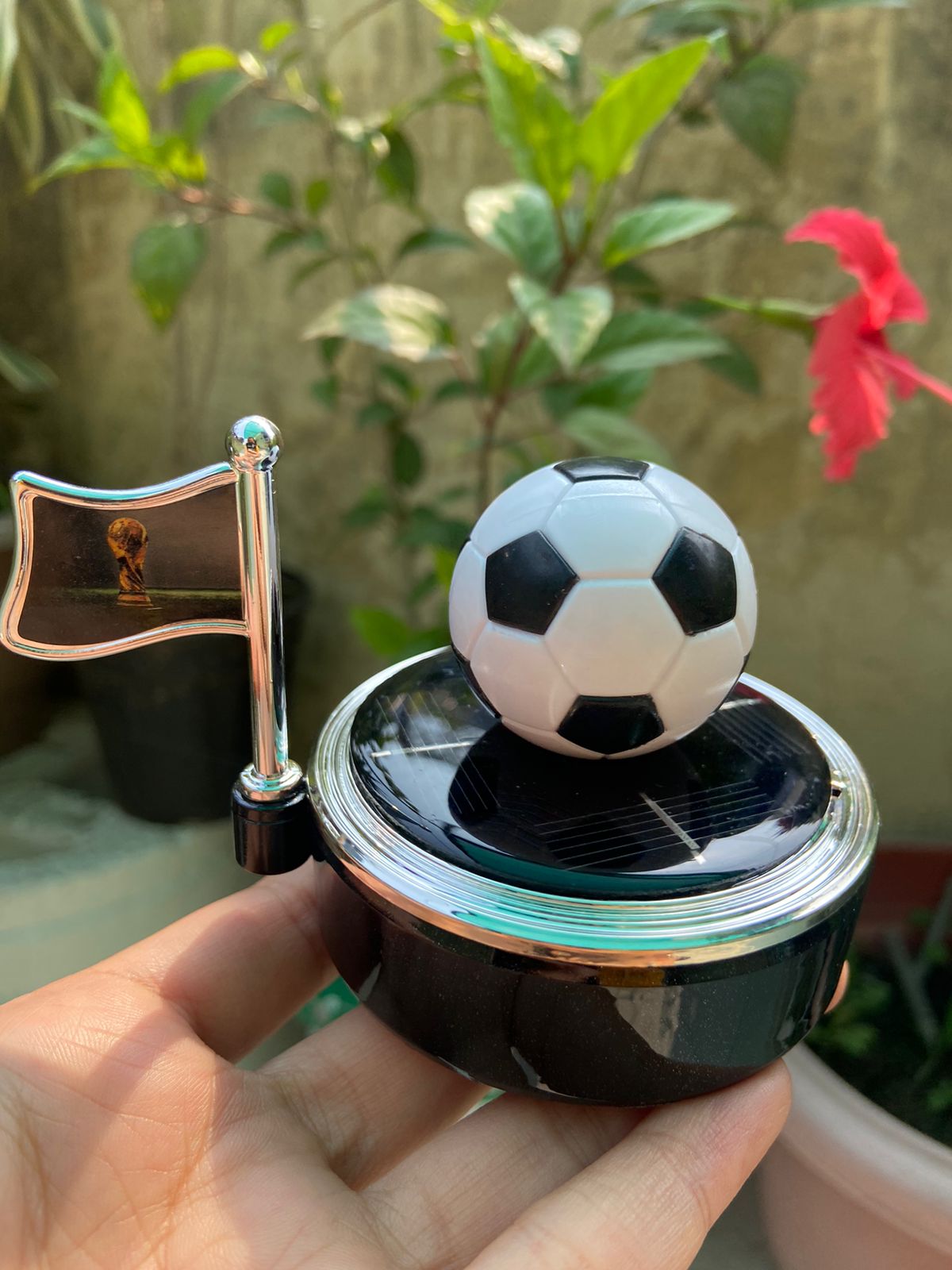 Football rotating car perfume seat alloy solar car interior aromatherapy ornaments decorative air freshener