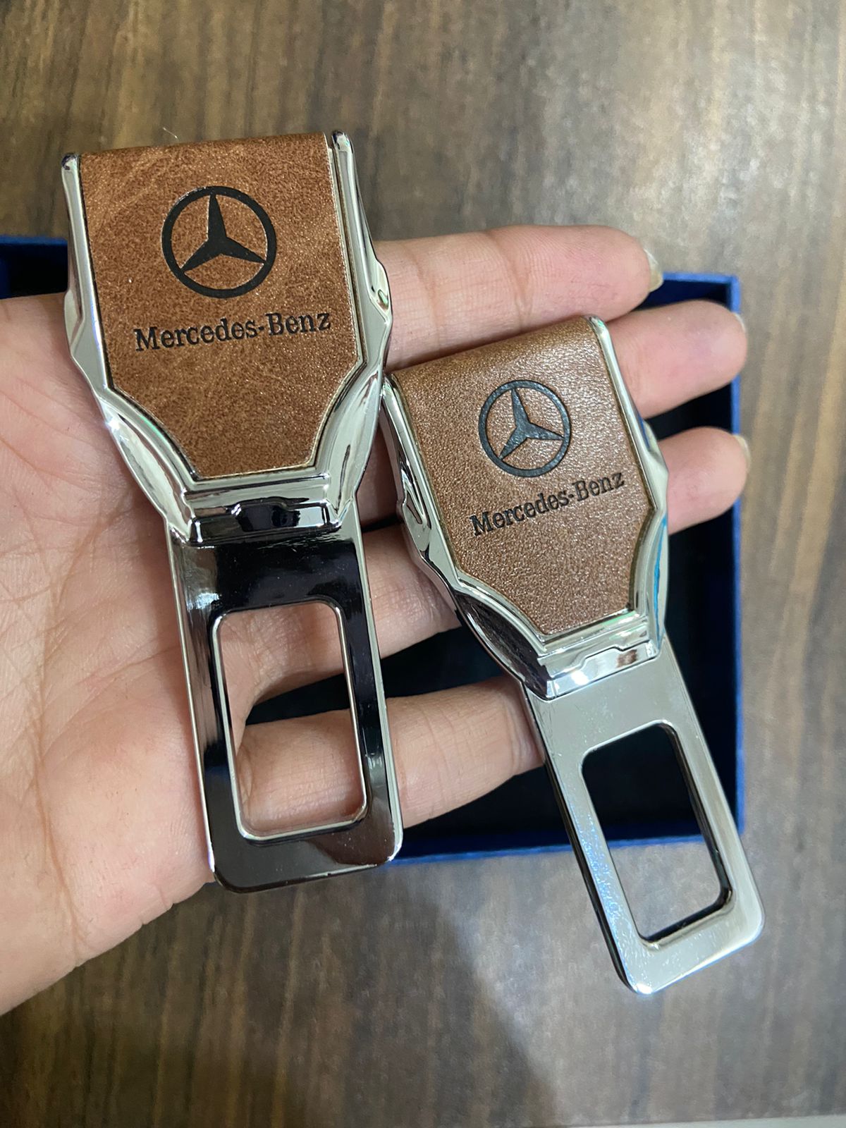 CAR SEAT BELT BUCKLE LEATHER PROTECTIVE COVER (2PCS) with Logo