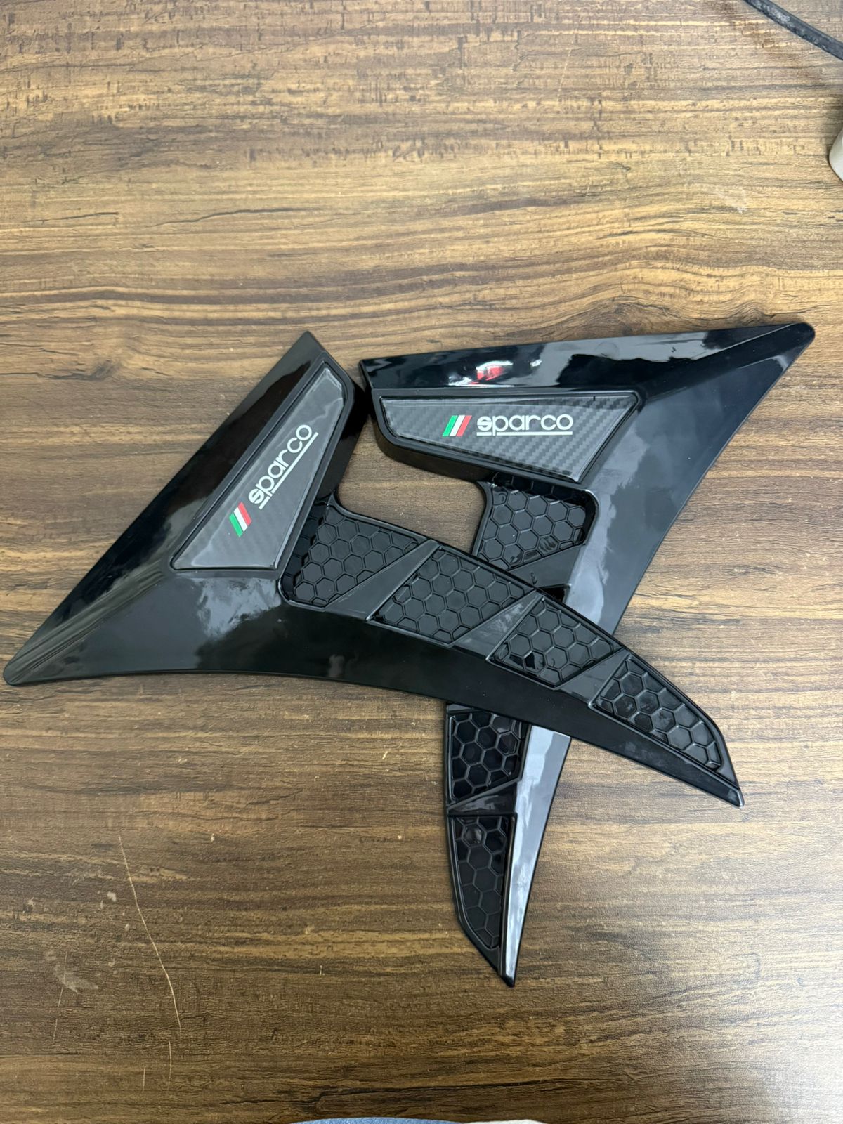 Sparco Style Car Side Vent Decorative Trim – Universal Car Body Side Air Flow Sticker | 3D Sport Look Fender Vent Cover | Glossy Black with Honeycomb Design (Set of 2)