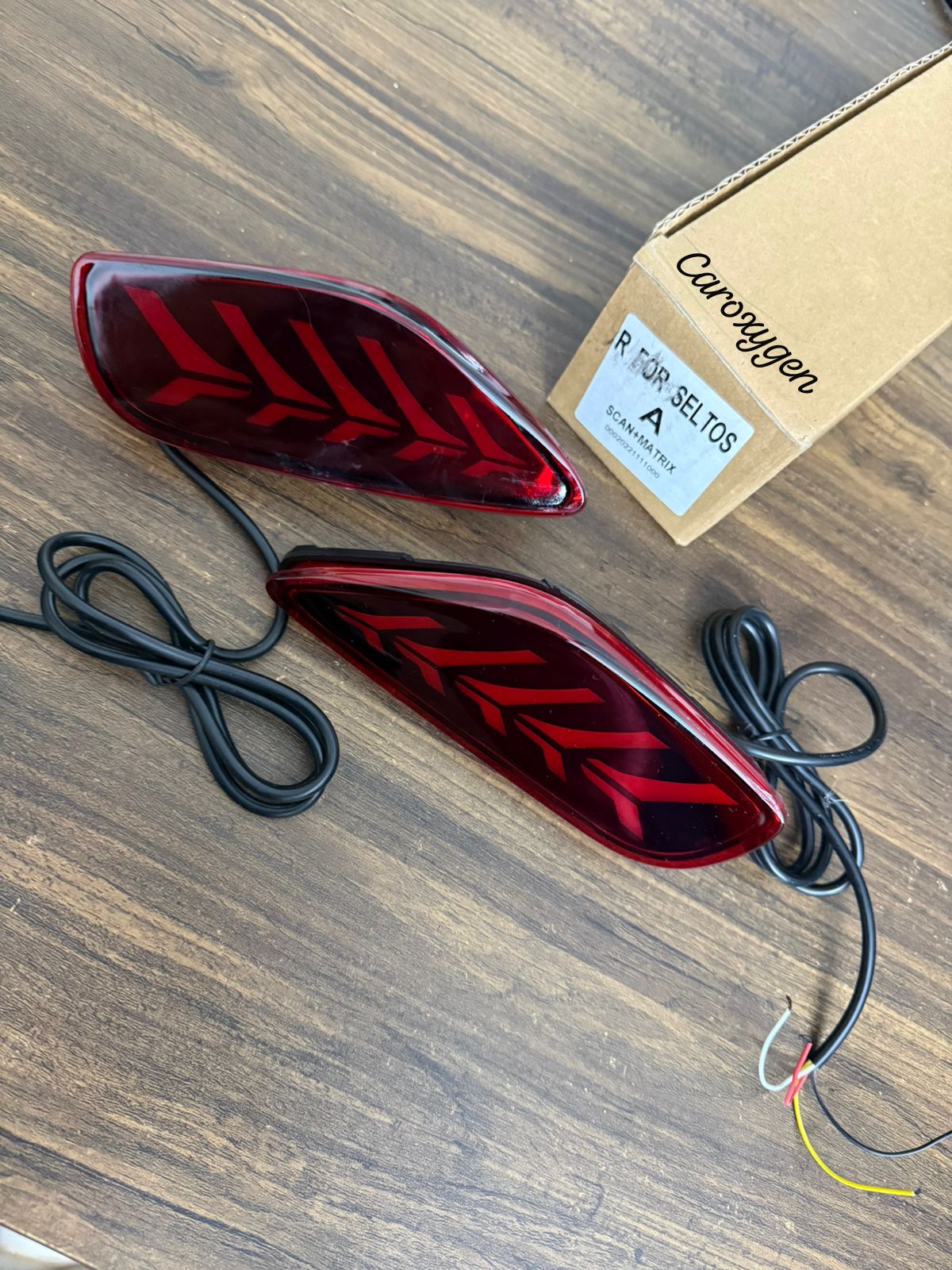 CarOxygen REAR REFLECTOR SELTOS 2019-2023 MATRIX 3FUNCTION SET OF 2 PCS WITH FOUR WIRES MODEL-: 2019-2023(TYPE-A)