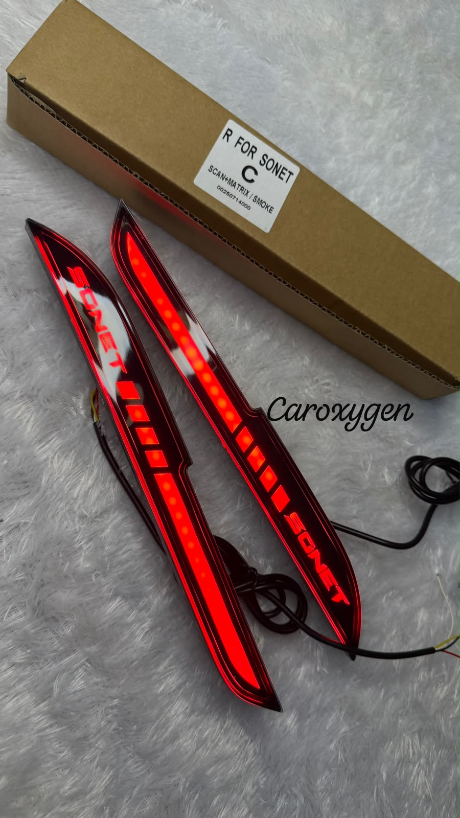 Kia Sonnet Rear Bumper led Reflector Light Smoke Finish with Sonnet logo- Set of 2