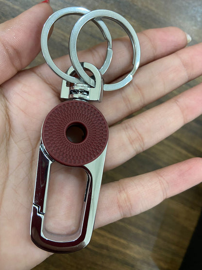 CarOxygen - Key Chain with 2 Extra Key Rings and Gift Box Heavy Duty Car Keychain for Men and Women (Black / Maroon)