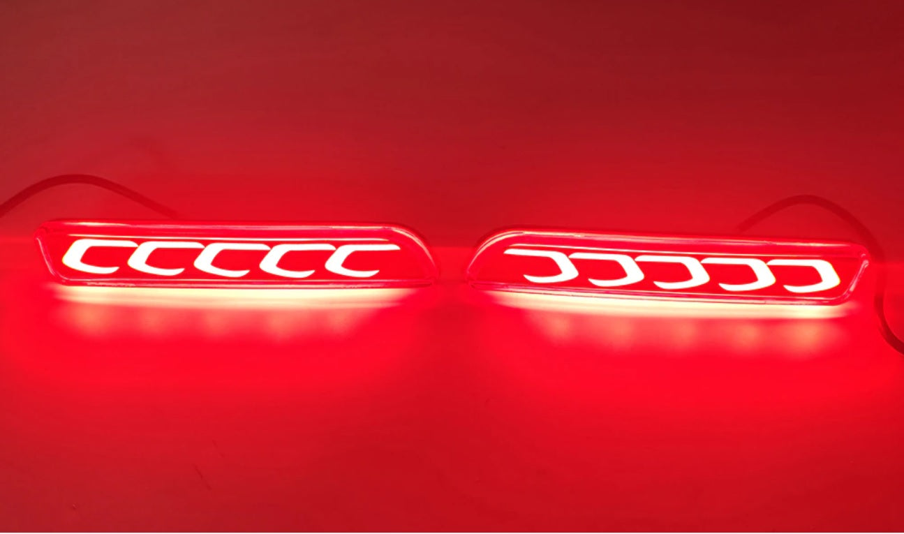 2Pcs LED reflector For Suzuki Ertiga Ciaz Vitara S-Cross SX4 Splash Car Brake Lights rear bumper lamp tail lamp