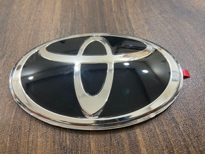 Toyota Corolla Altis 2006-2018 BLACK emblem REAR