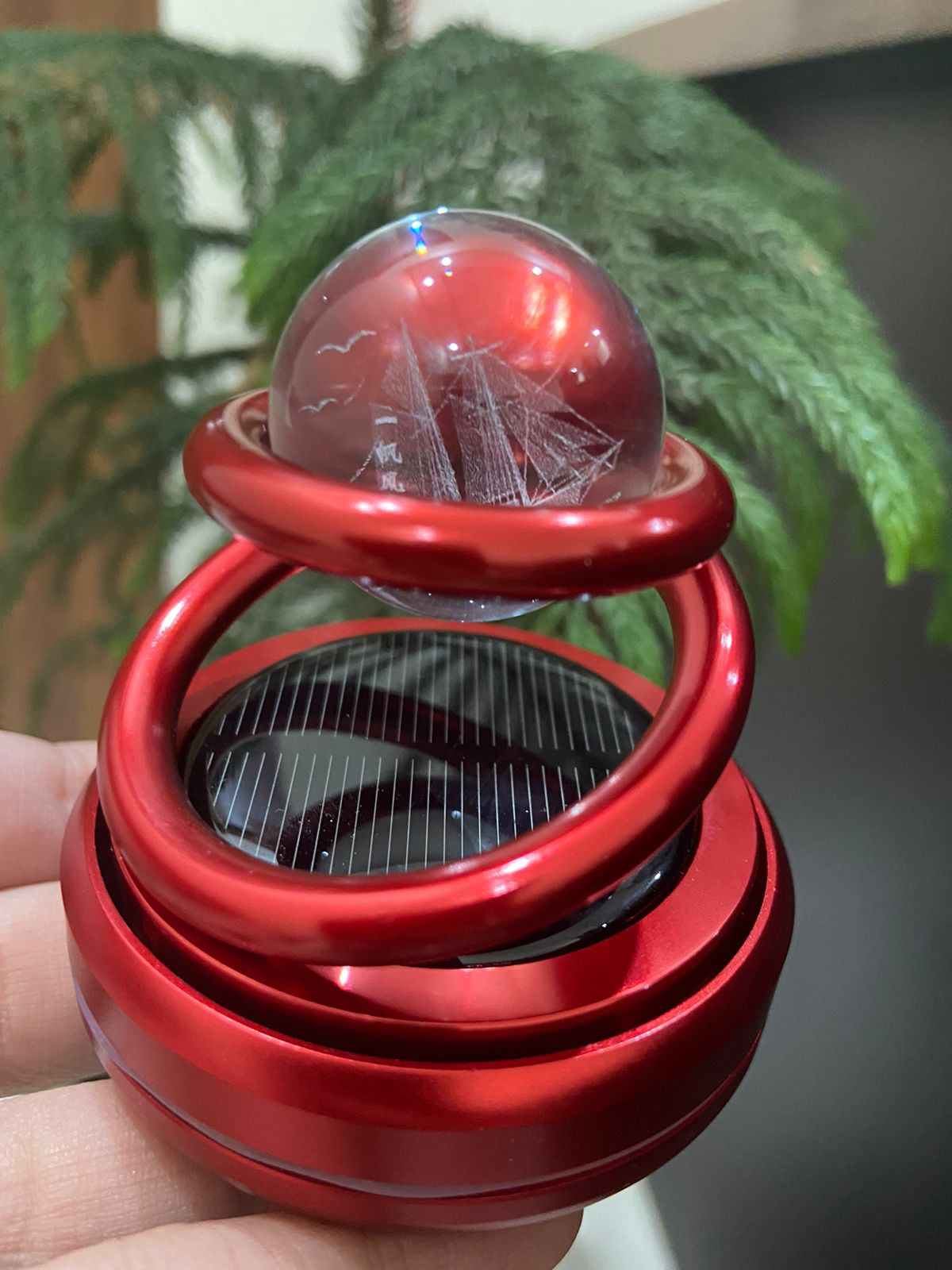 Car-mounted Solar-powered Rotating Perfume, Floating Planet Car Perfume Decoration, Car Freshener with Smooth Sailing and Beautiful Meaning, Perfume Diffuser for Home Office Car