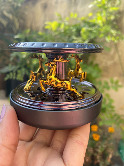 Car Aroma Diffuser Air Freshener Perfume Solar Power Dashboard Merry Go Dear Decoration With Perfume(Golden)