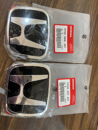 Genuine Logo Front Grille Plate Frame Type For Honda CR-V Black Honda Black Emblem