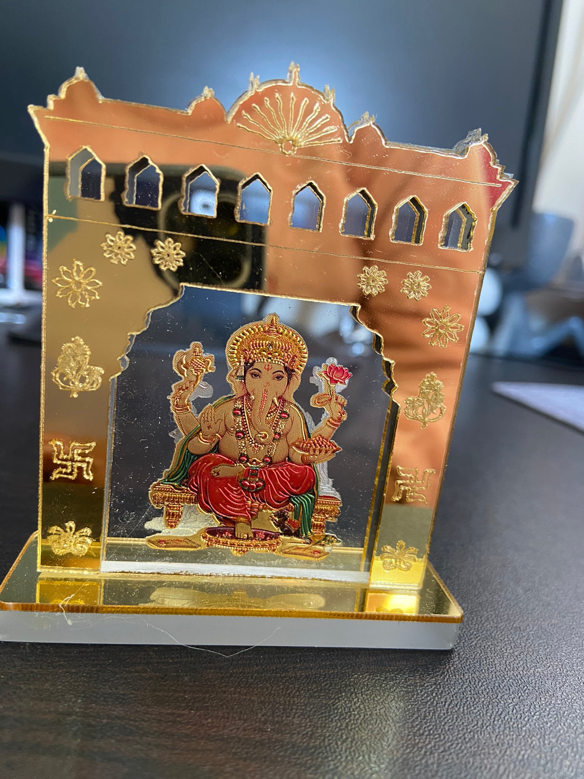 Shree Khatu Shyam Ji Toran Dwaar Decorative Showpiece for Car Dashboard Idol, Home Décor Decoration & Gifting Purpose by Case Club