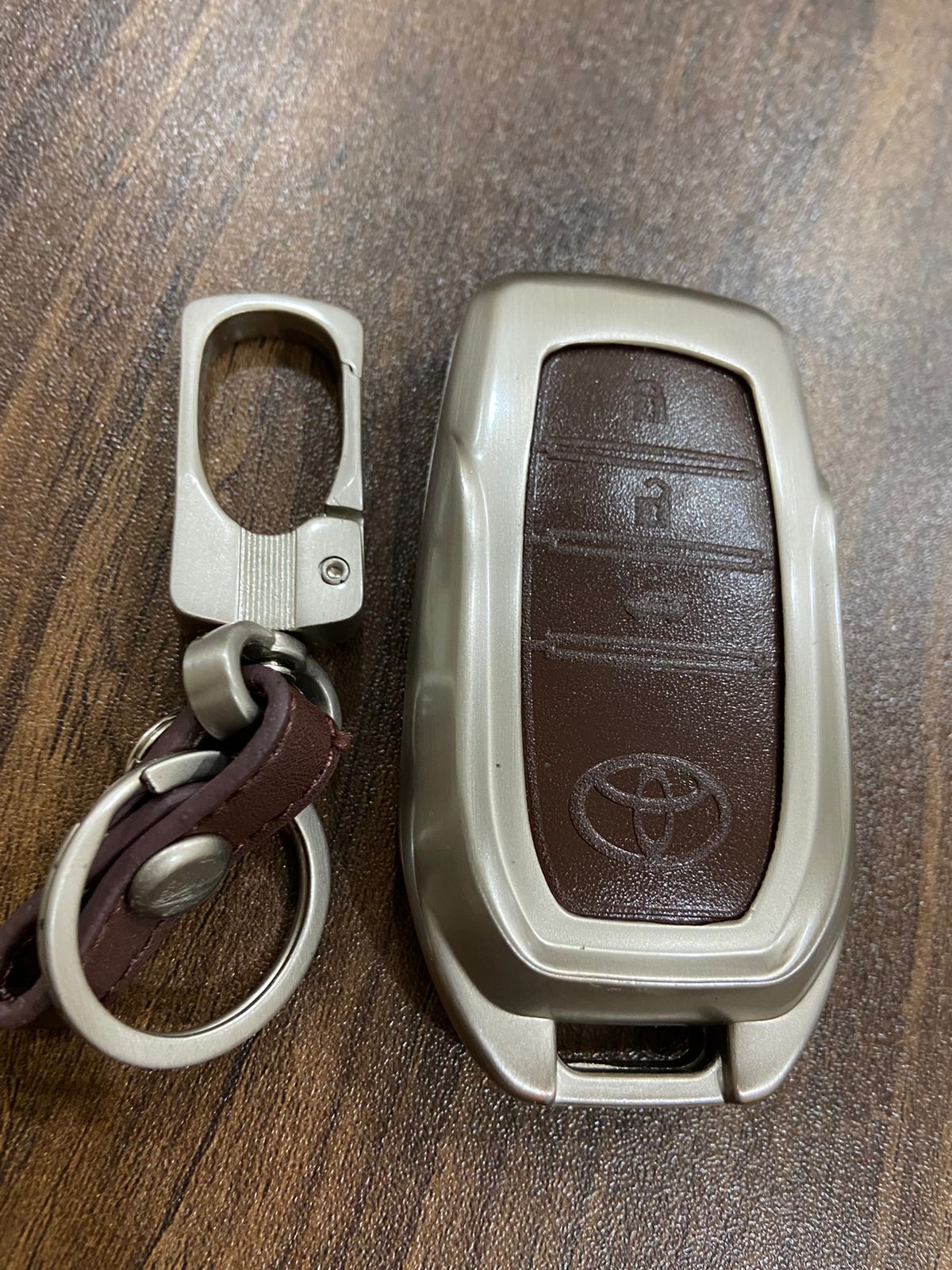 Car Remote Key Cover Zinc Alloy, Chrome and Leather for Toyota New Fortuner in Brown Color